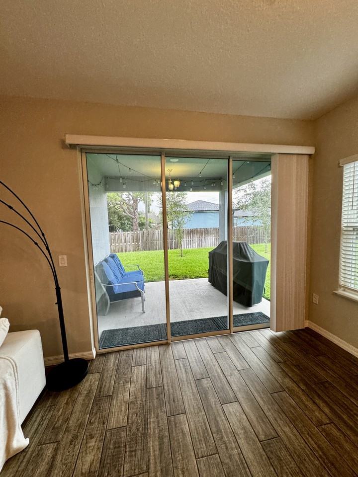 948 Alminar Ave Se #NA - Photo 7 of 18