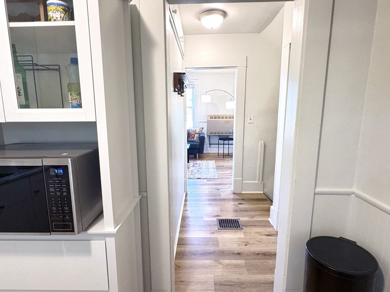 426 Leonard St Ne #B - Photo 6 of 15