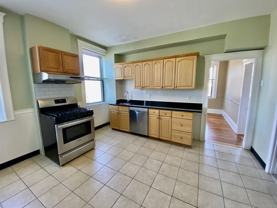 979 Chestnut St #1 - Photo 1 of 1