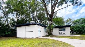 922 Westgate Dr - Photo 1 of 1