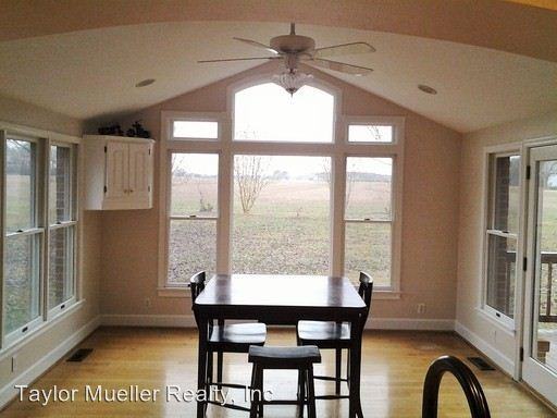 172 Shipyard Rd - Photo 3 of 11