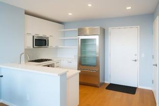 635 W 42nd St #6E - Photo 1 of 1