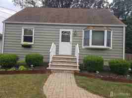 featured image of 5 Channing Rd