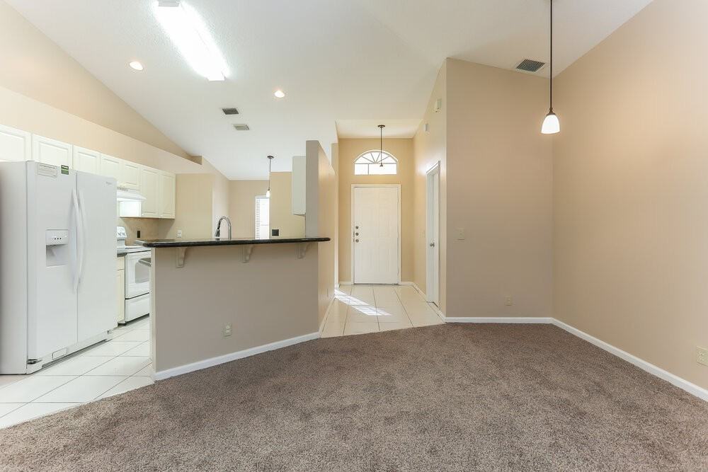 5141 Willow Pond Rd W - Photo 3 of 14