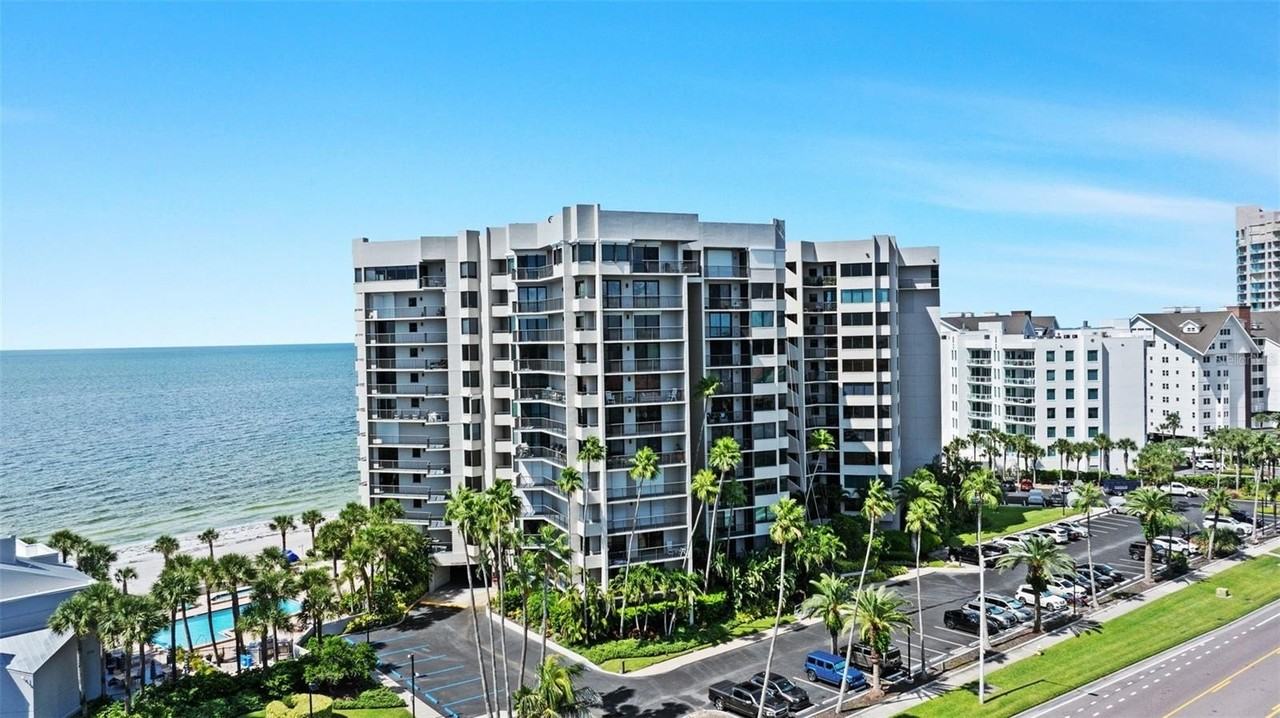 1600 Gulf Boulevard #1016