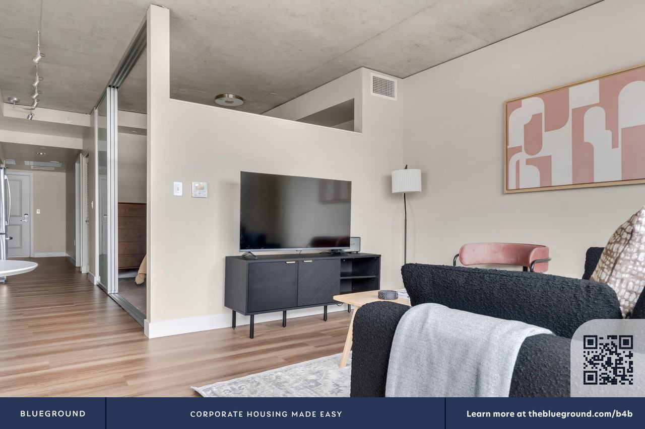 101 Taylor Avenue North - Photo 6 of 37