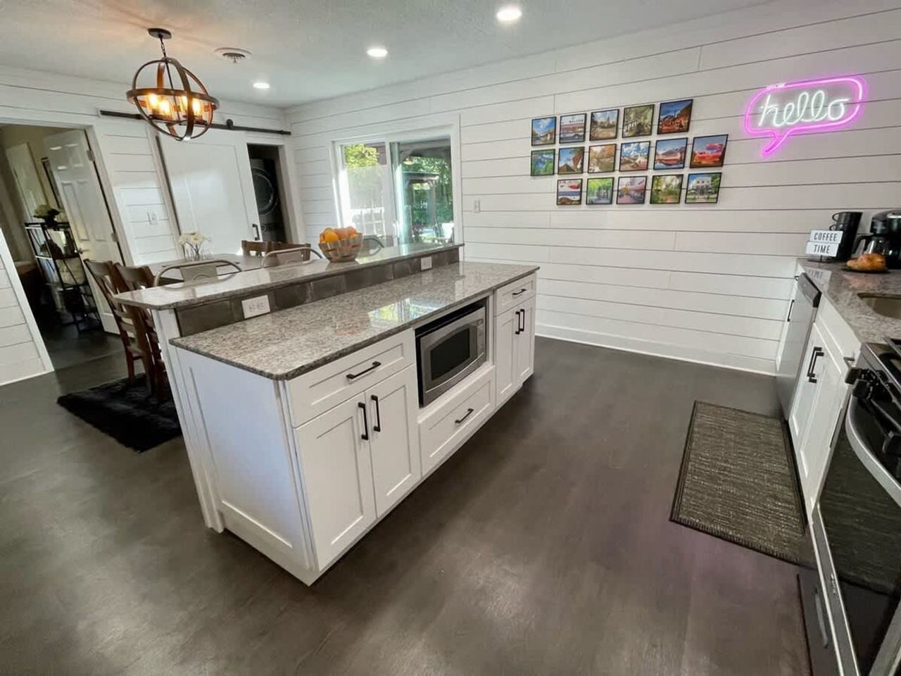 104 Se 12th St #1241315P - Photo 2 of 15