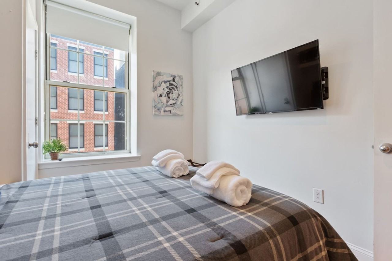 248 Market St #1289449P - Photo 3 of 30