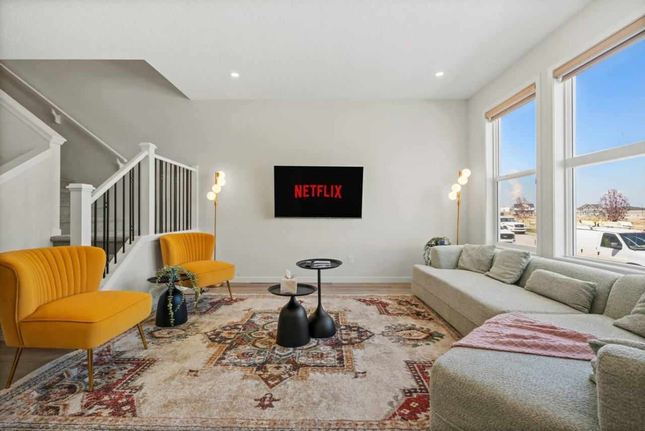 147 Edith Drive Northwest - Photo 2 of 88