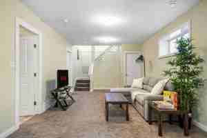 featured image of 1079 Mcconachie Blvd Nw
