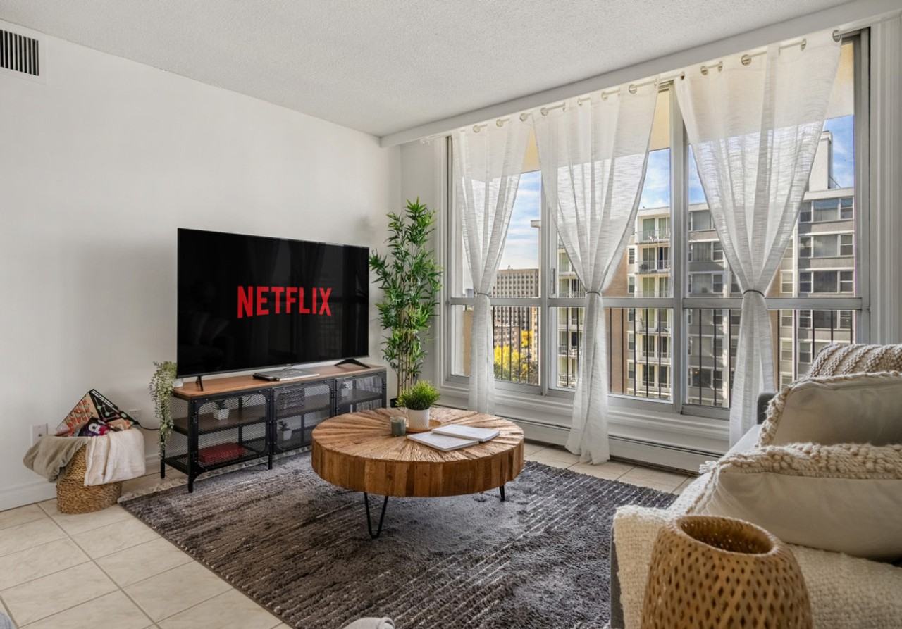 9907 104 St Nw #1314511P - Photo 2 of 31