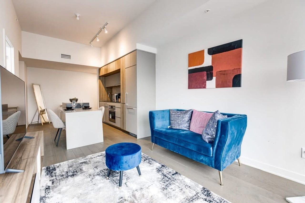 1130 Rue Saint-Antoine O #1310913P - Photo 2 of 30