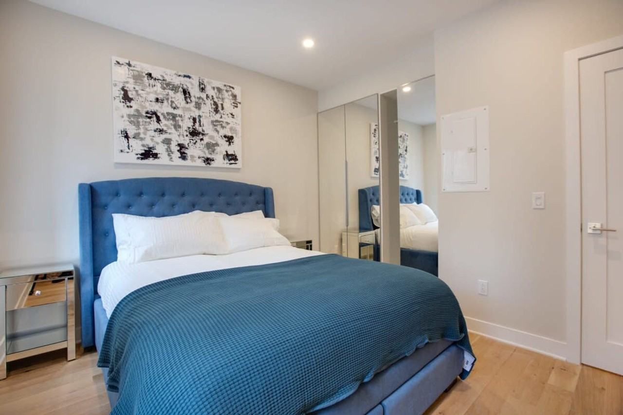 1520 Av Des Pins O #1310912P - Photo 7 of 23