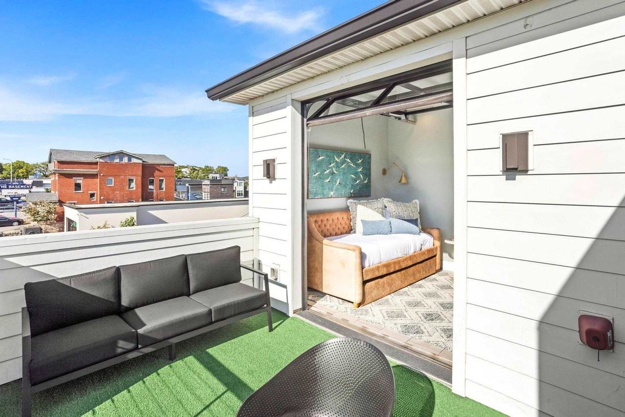 1706 8th Ave S #1312421P - Photo 7 of 38