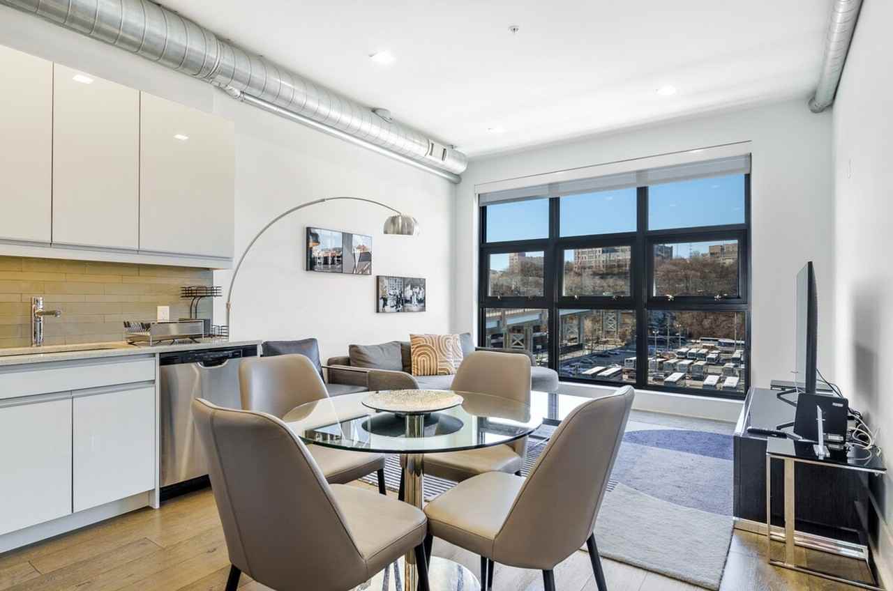 1414 Grand St #1295530P - Photo 3 of 22