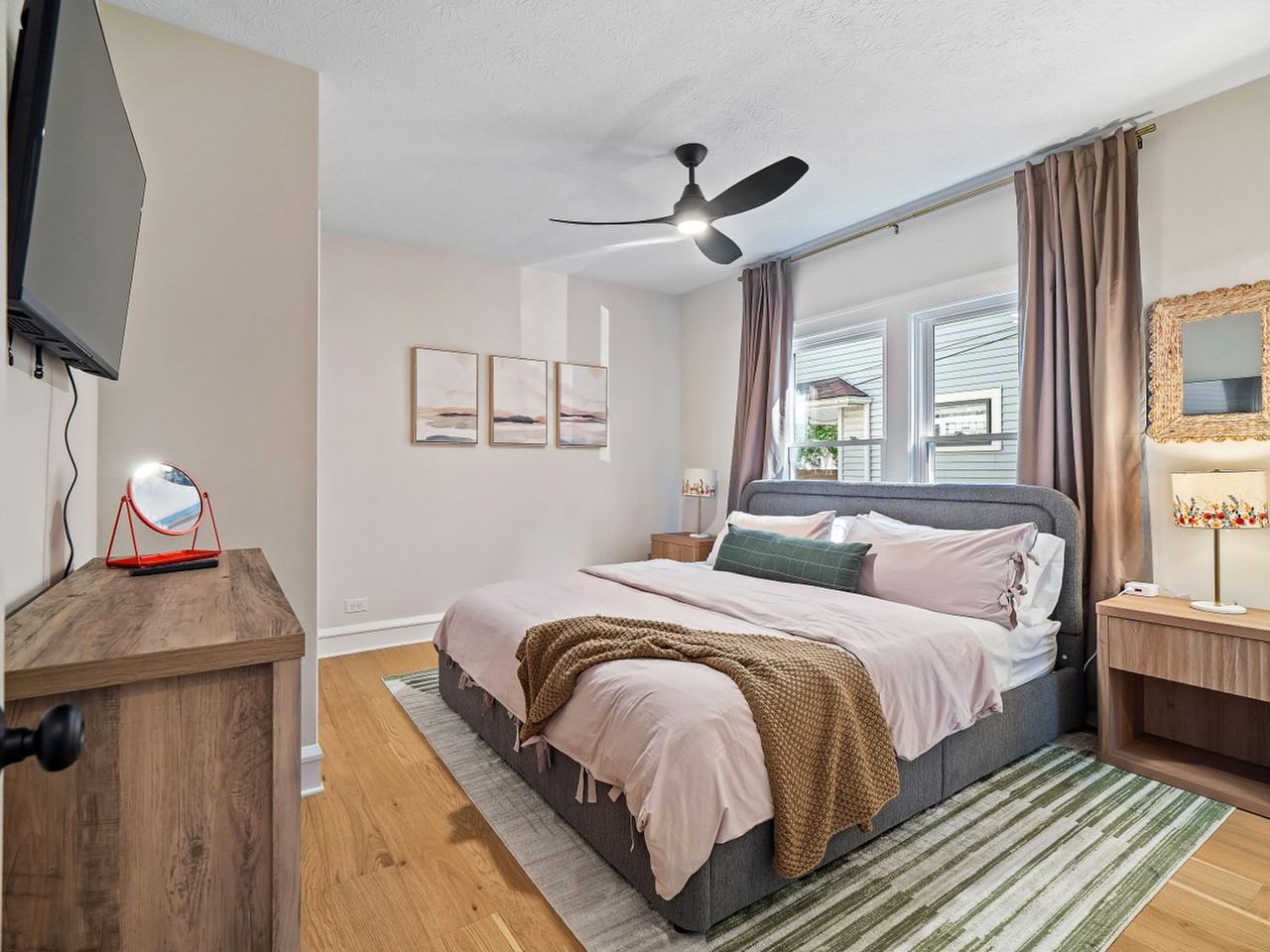 18031 Larchwood Ave #1291574P - Photo 4 of 40