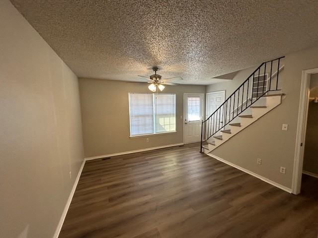 311 West Vandament Avenue - Photo 3 of 14