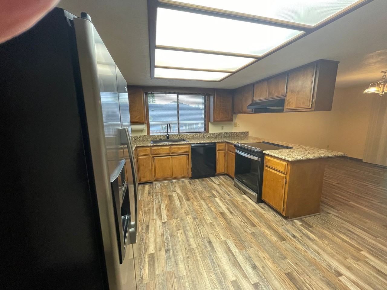 931 La Loma Dr - Photo 7 of 24