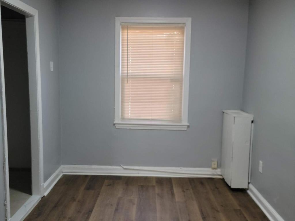 3346 Clay St Ne - Photo 5 of 12