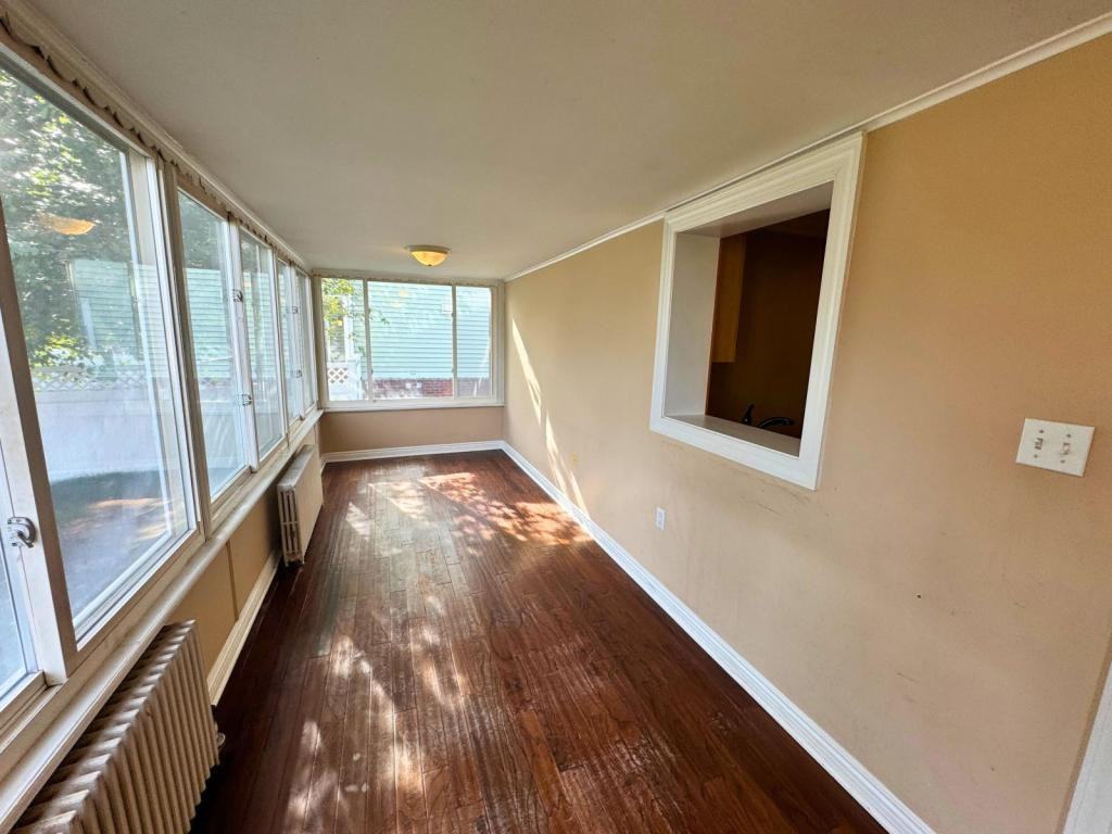 11-02 Charles St - Photo 7 of 15