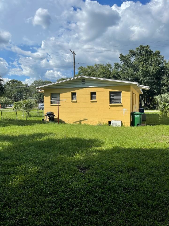 2911 E 33rd Ave #A - Photo 4 of 19