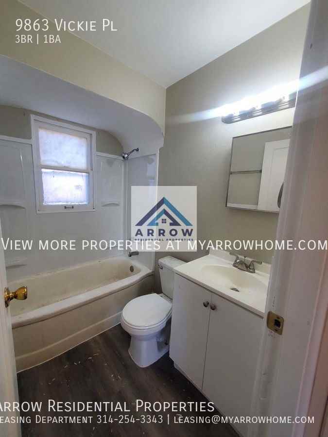 9863 Vickie Pl - Photo 2 of 11