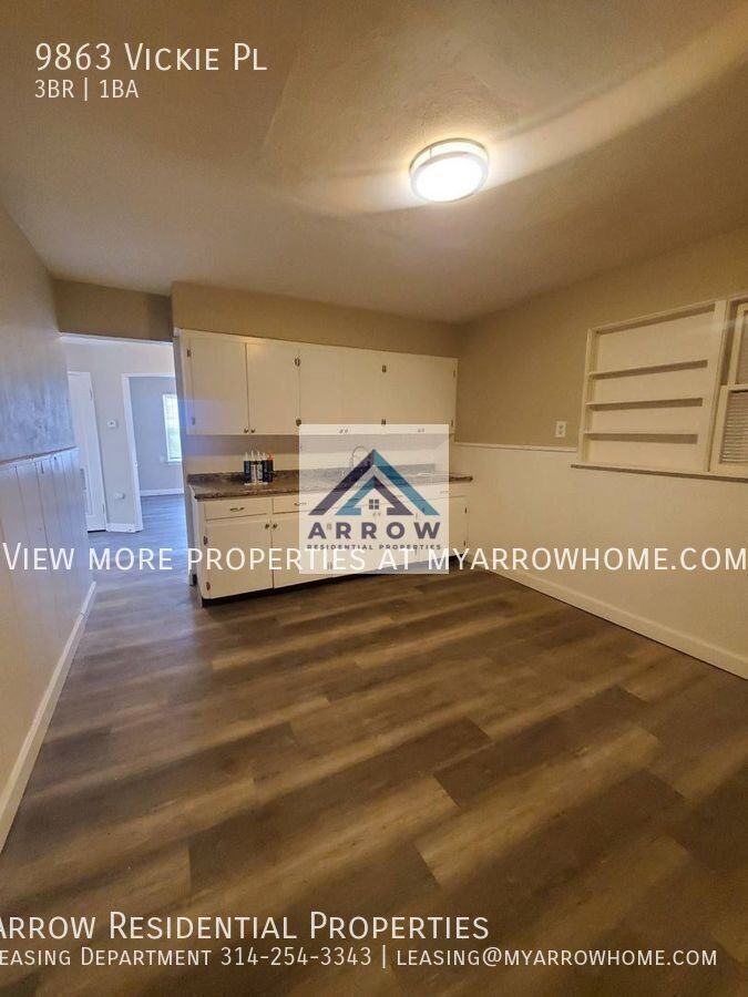 9863 Vickie Pl - Photo 4 of 11