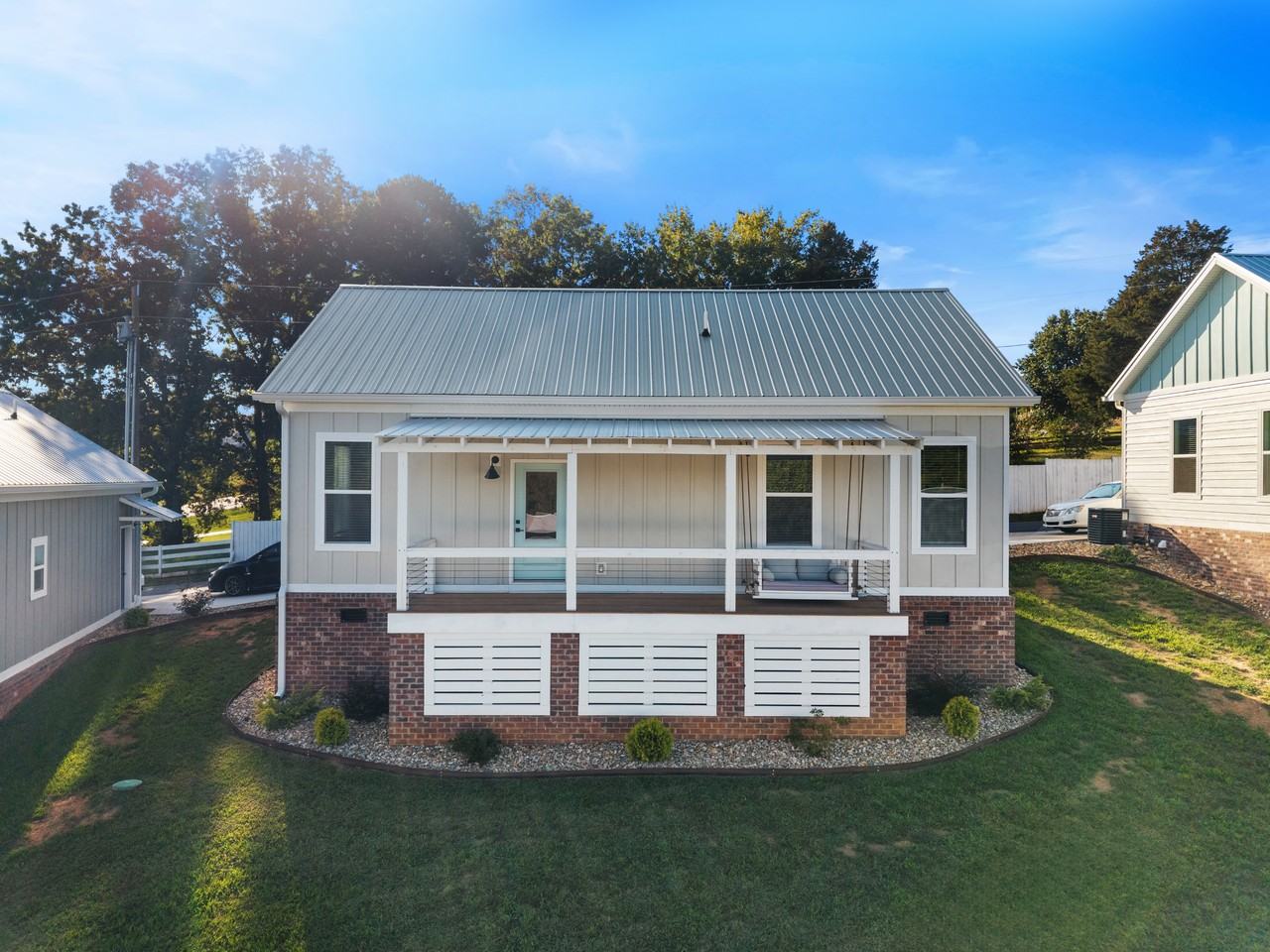 211 Auttie Cir #NA - Photo 2 of 30