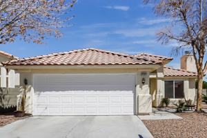 featured image of 8904 Dolente Ave