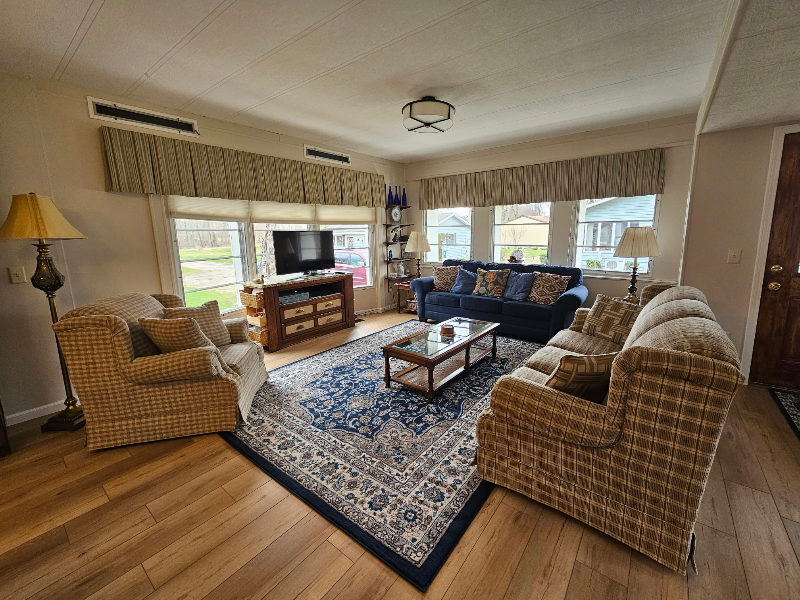 6437 W Bell Meadow Dr - Photo 2 of 16