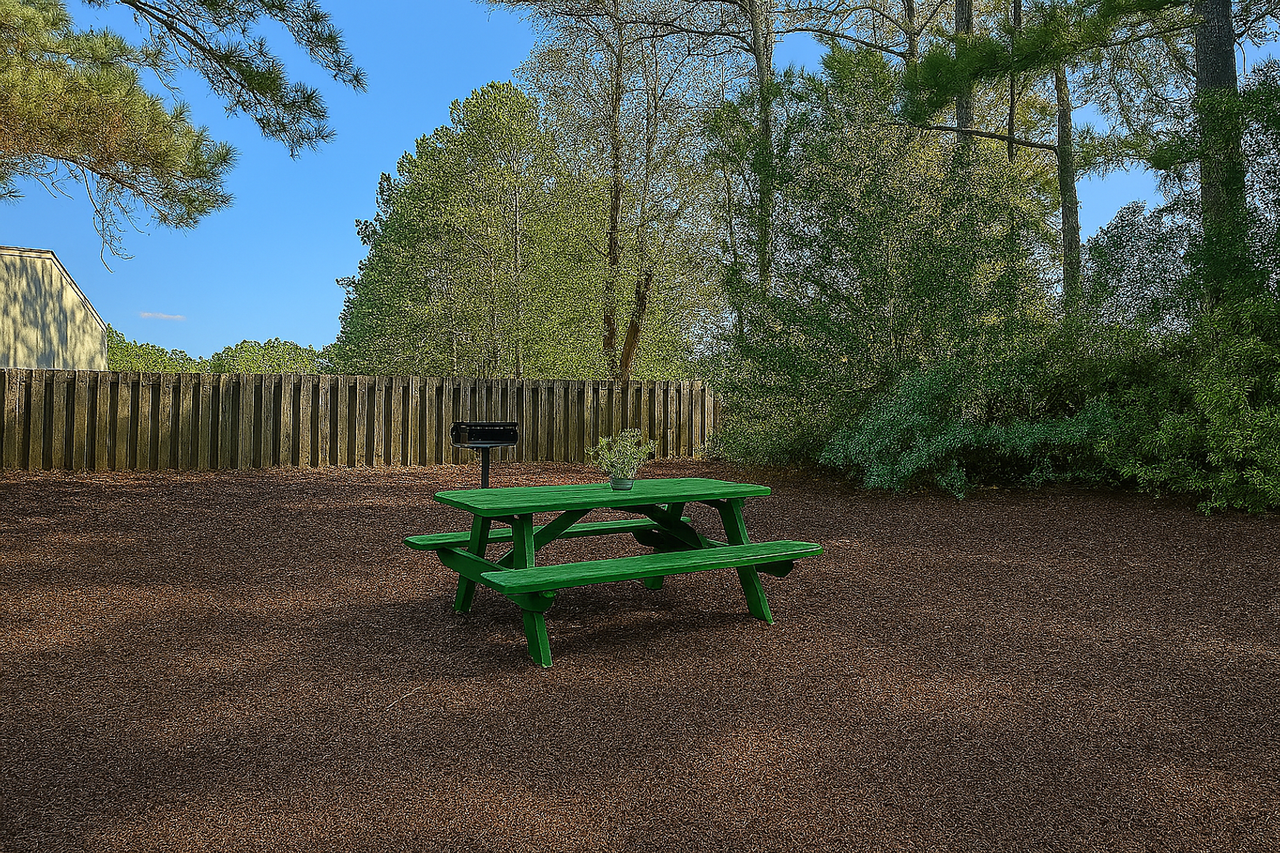 Wesley Pines - Photo 6 of 14