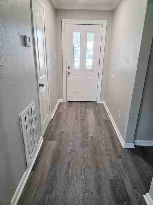 7410 Woodoak Dr - Photo 2 of 20