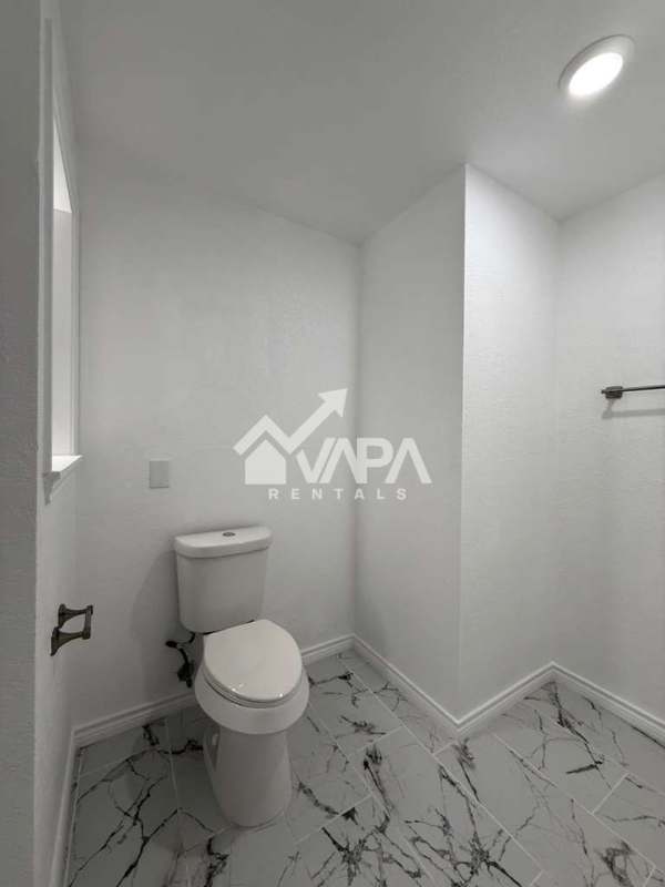 8307 Maple Ridge Dr - Photo 6 of 17