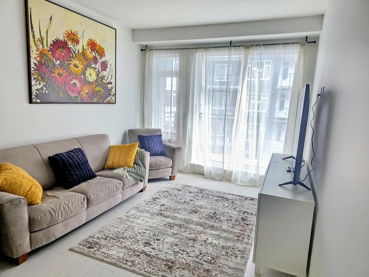 10463 139 Street - Photo 5 of 17