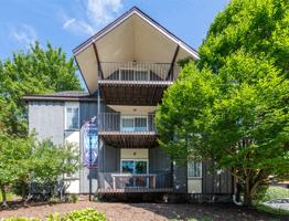 featured image of 1001 E University Ave