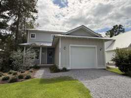 featured image of 220 Greenbriar Ln #NA