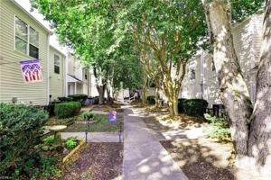 featured image of 4058 Midlands Rd #4058