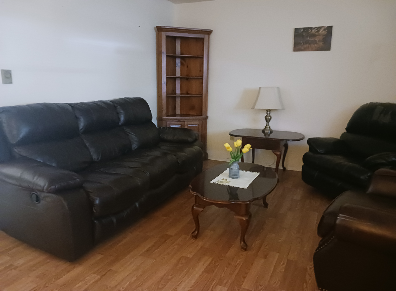 718 Pine St #201 - Photo 3 of 3