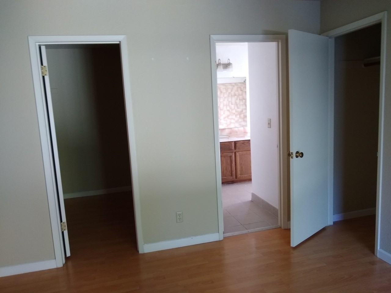 1260 Montecito Ave #3 - Photo 3 of 6