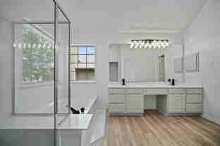 1100 Hyde Park Dr #NA - Photo 1 of 1