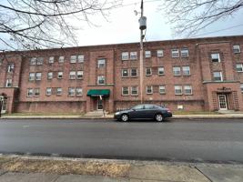 featured image of 25 N Franklin St