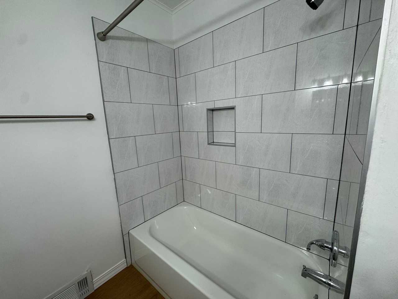 11048 84th Ave S #NA - Photo 4 of 5