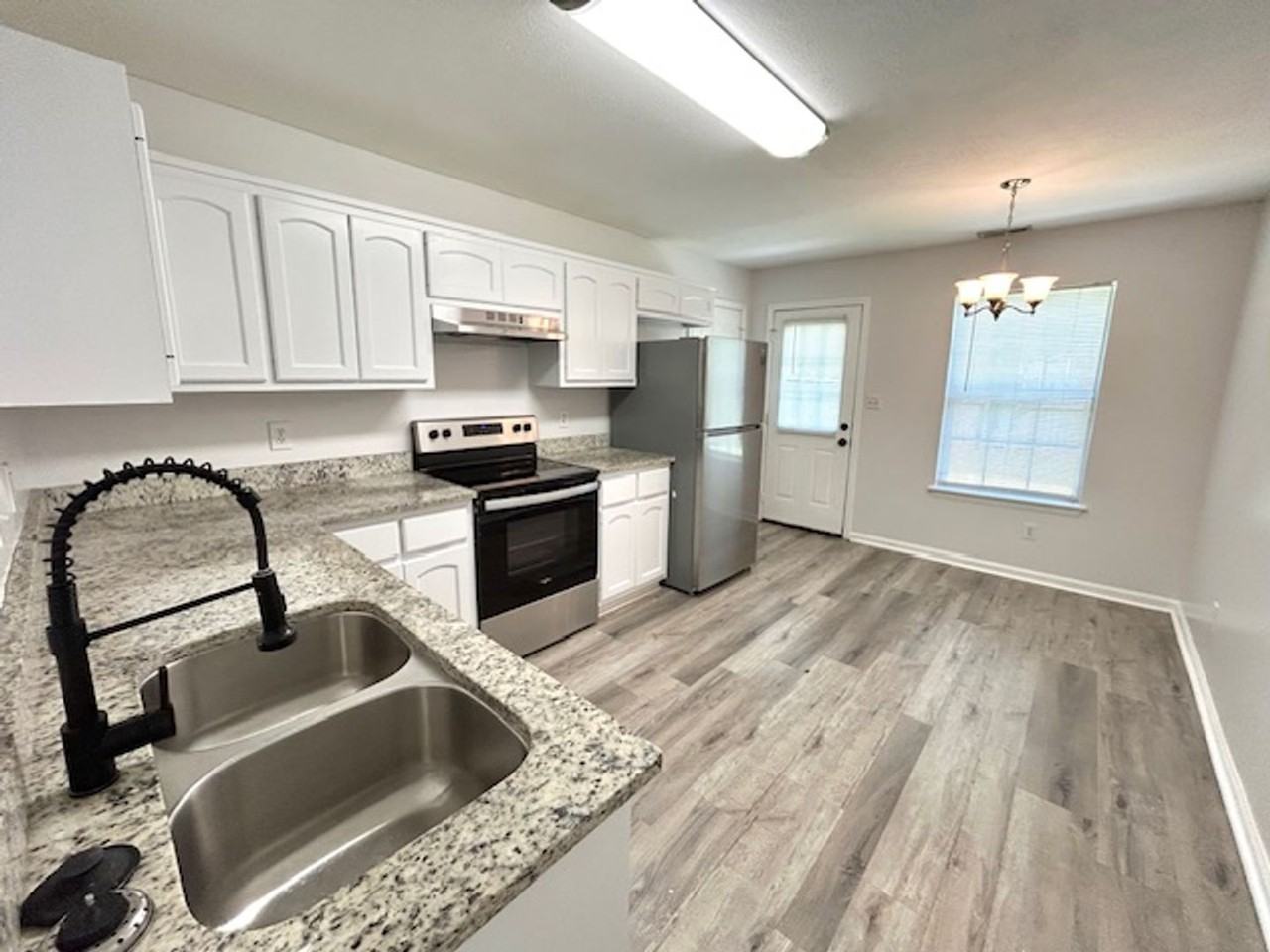 112 Lazy Willow Way - Photo 6 of 18