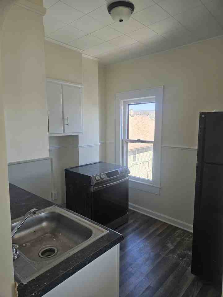 1116 Rock St #1 - Photo 6 of 14