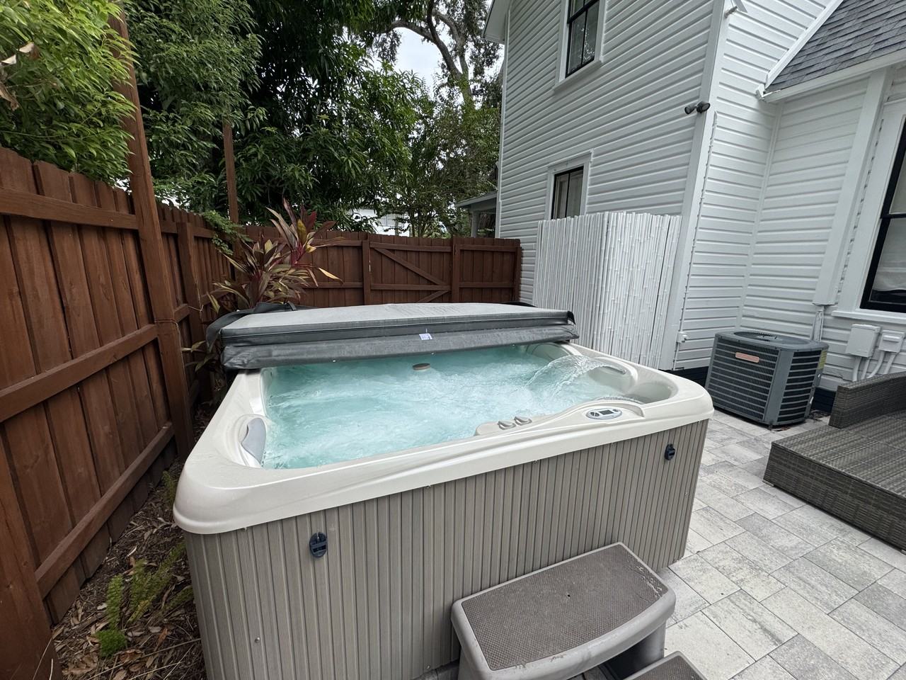 734 Grove St N #NA - Photo 2 of 23