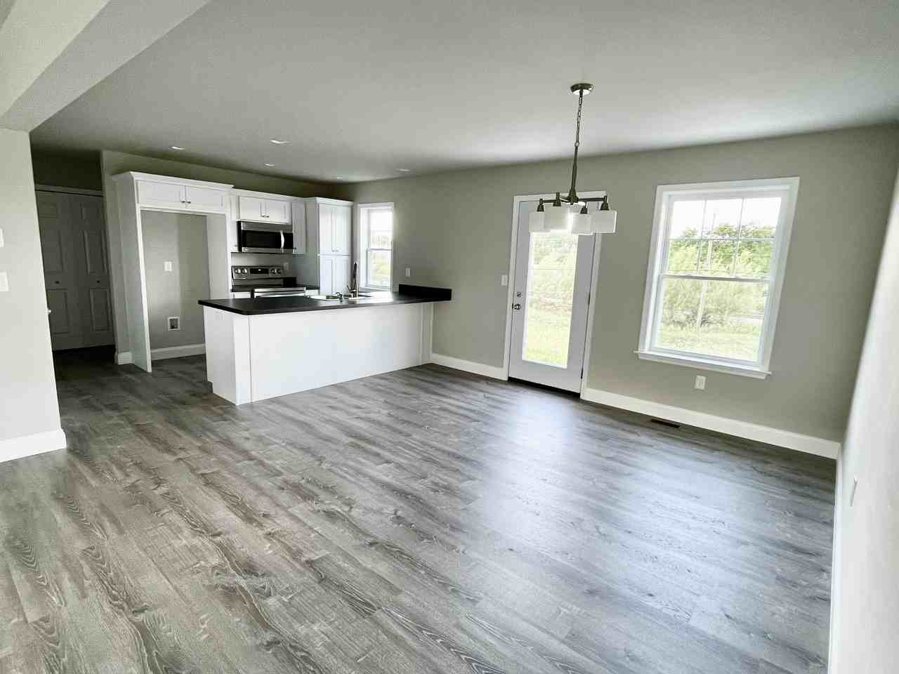 447 Smokering Dr #447 - Photo 3 of 9