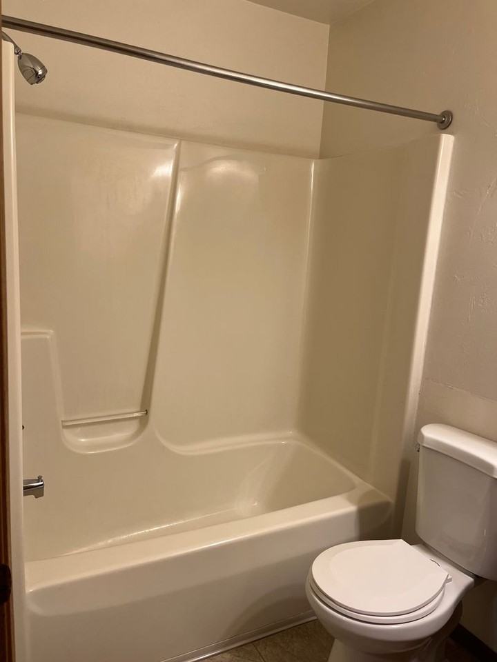 Forest Glen Apartments - Photo 7 of 15