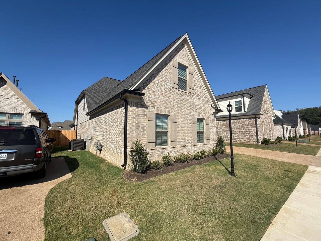 9714 Ryder Springs Dr - Photo 3 of 23