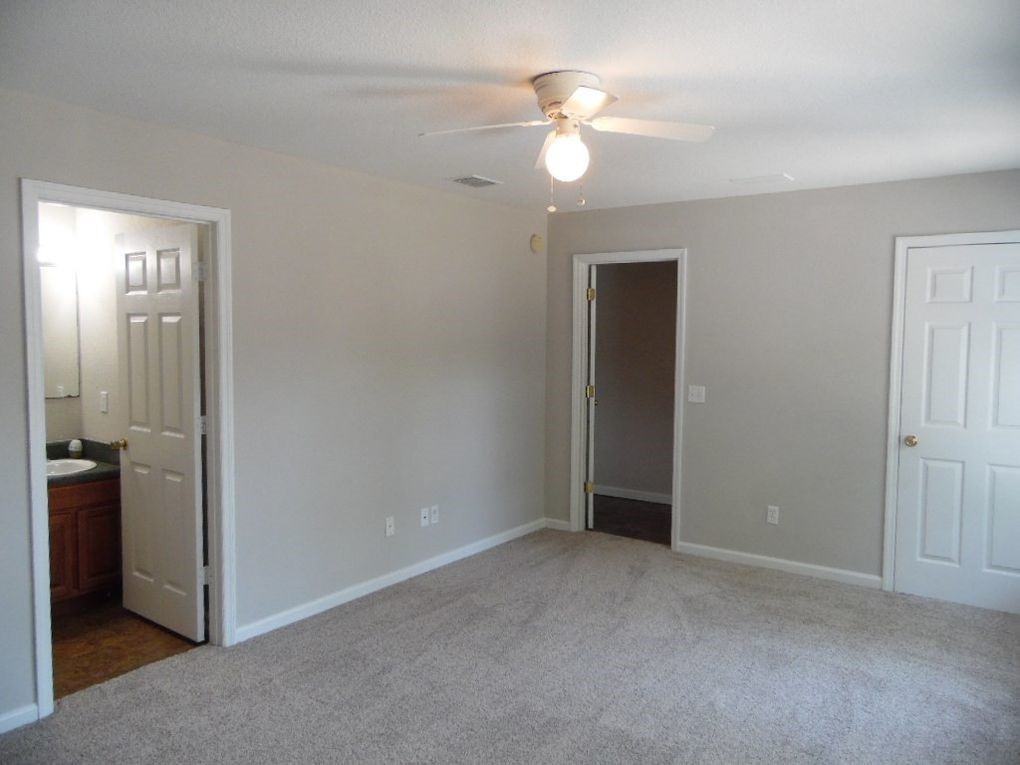 725 W Georgia - Photo 5 of 6