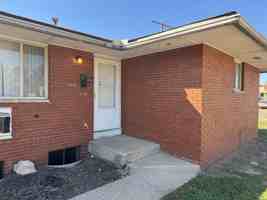 featured image of 381 S Yearling Rd